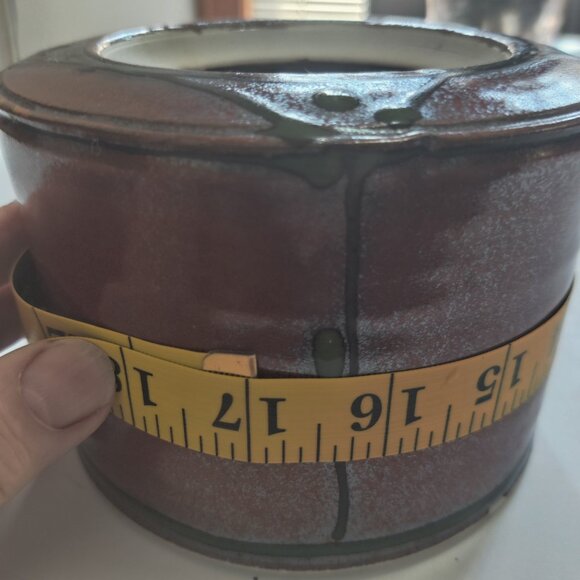 Pottery Biscuit Jar or pretty covered storage container, very glossy redware - Picture 4 of 9